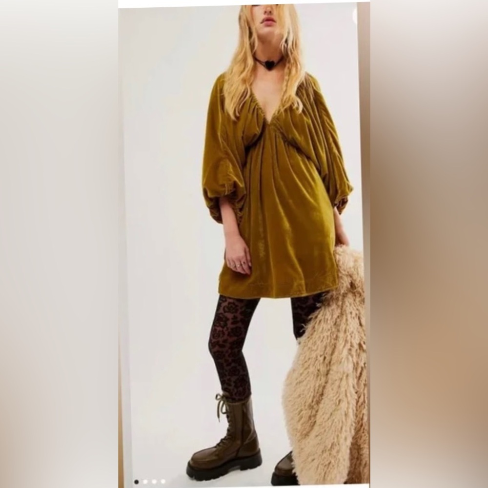 Free people Portia velvet mini dress size SP